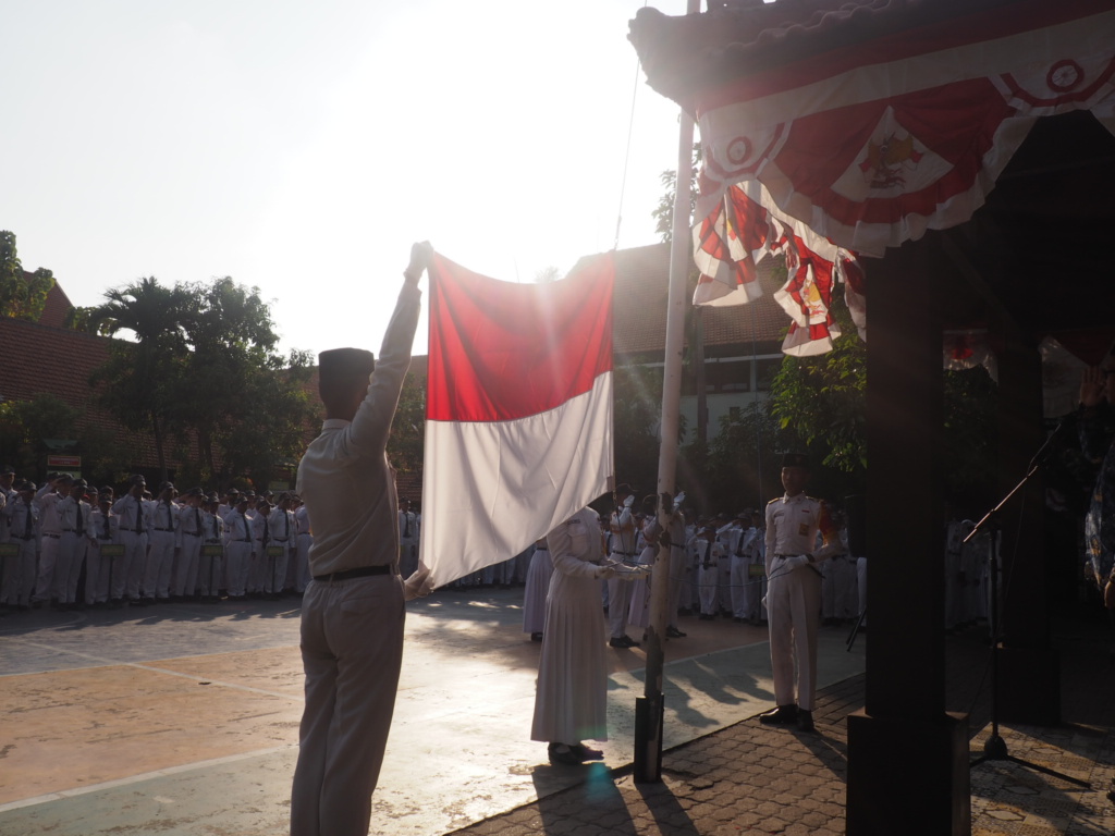 Pengibaran Sang Saka Merah putih